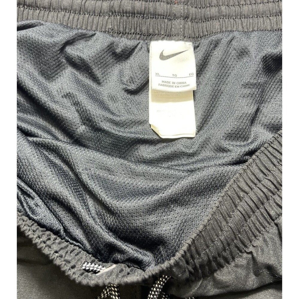 Nike Mens XL Swim Trunks Black Gray Colorblock Drawstring Lined Athletic Shorts - Picture 2 of 2